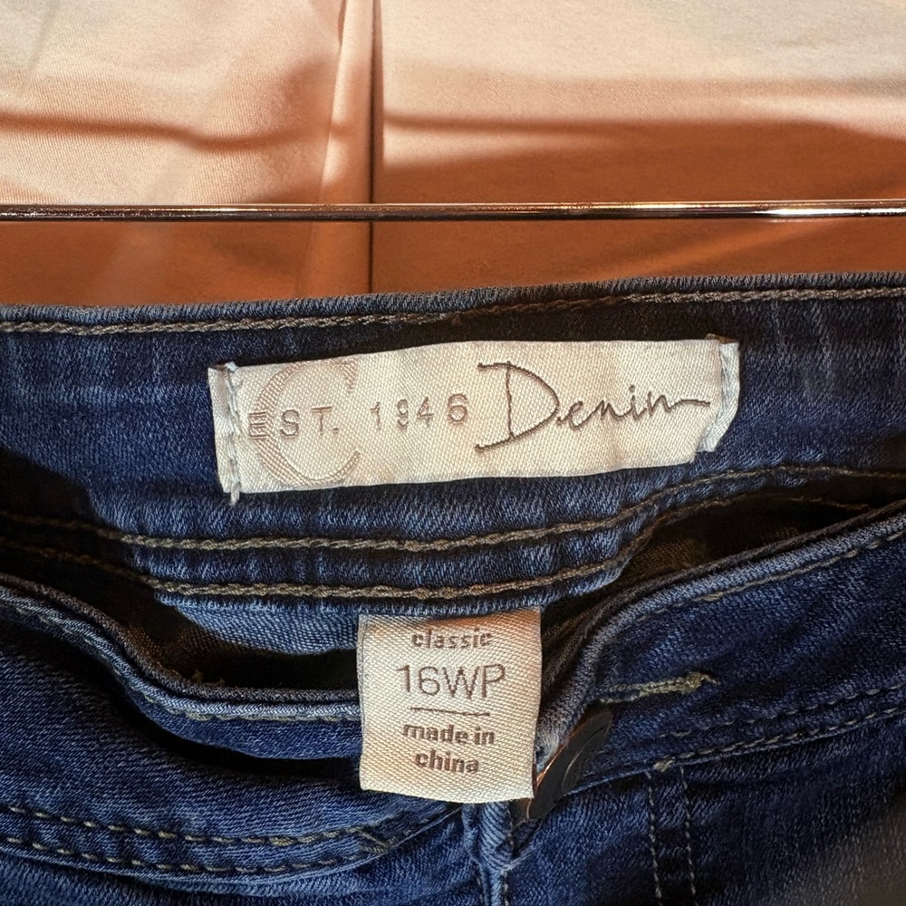 Classic Blue Women's Straight Leg Jeans - Picture 3 of 3